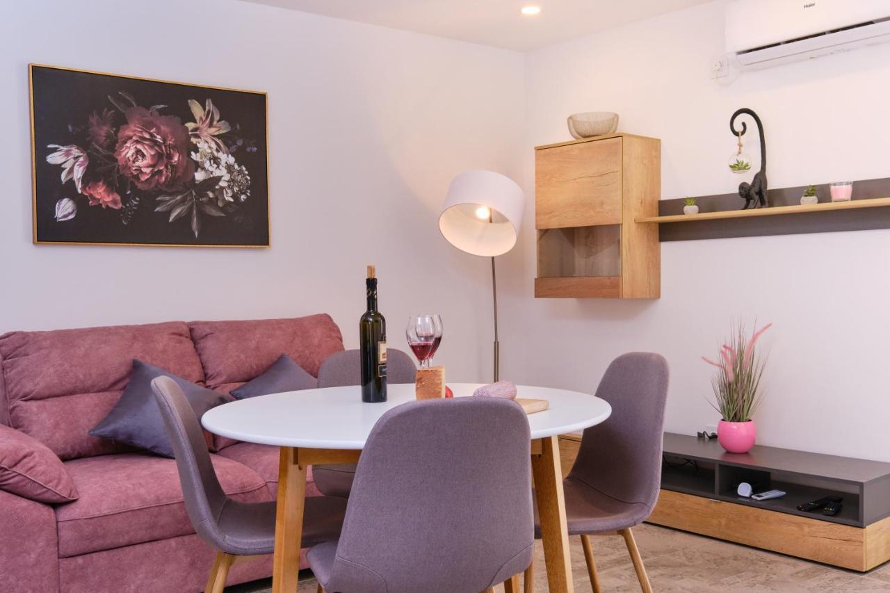 Apartment Kaleta Sveti Jakov Eksteriør bilde
