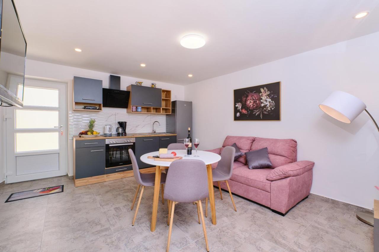 Apartment Kaleta Sveti Jakov Eksteriør bilde