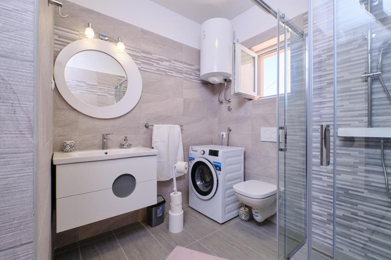 Apartment Kaleta Sveti Jakov Eksteriør bilde