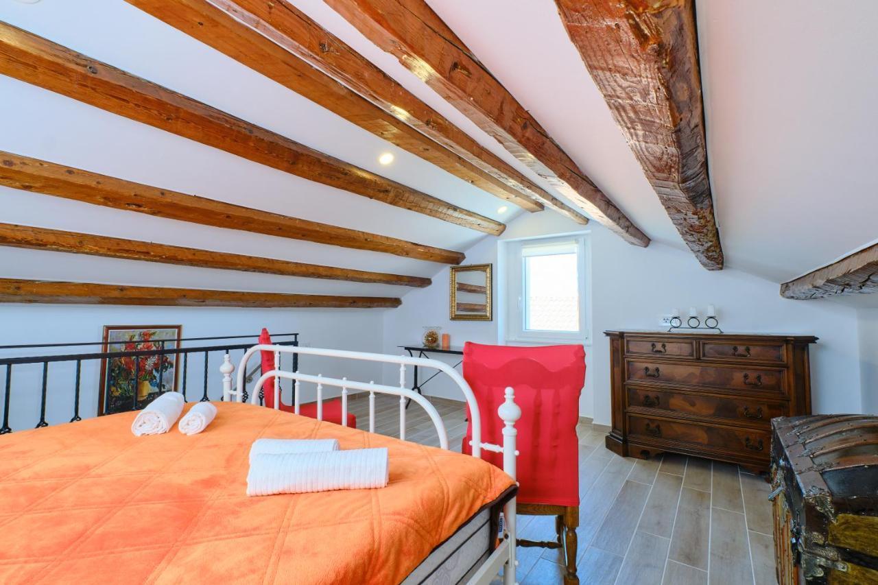 Apartment Kaleta Sveti Jakov Eksteriør bilde
